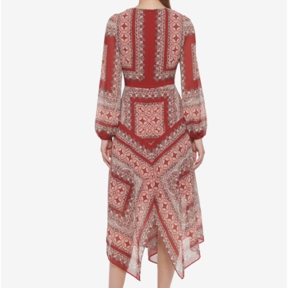 Vince Camuto Medallion print maxi dress - Picture 3 of 11